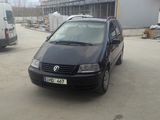 Volkswagen Sharan foto 1