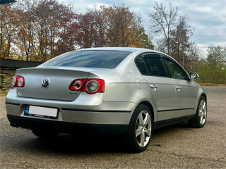 Volkswagen Passat foto 4