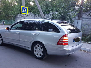 Mercedes C Class foto 4