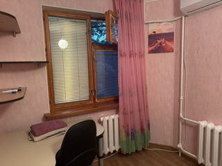 Apartament cu 2 camere, 60 m², Botanica, Chișinău foto 4