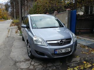 Opel Zafira foto 6