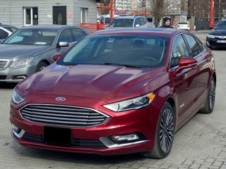 Ford Fusion foto 1