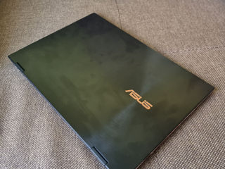 Asus Zenbook Flip S UX371E foto 5