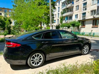 Ford Fusion foto 7