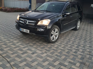 Mercedes GL-Class foto 0