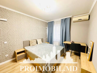 Apartament cu 2 camere, 70 m², Centru, Chișinău foto 6