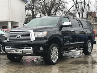 Toyota Tundra foto 4