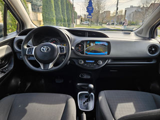 Toyota Yaris foto 6