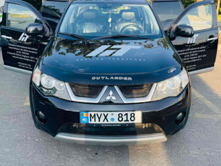 Mitsubishi Outlander foto 1