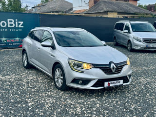 Renault Megane foto 2