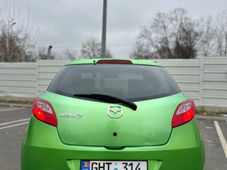 Mazda 2 foto 6