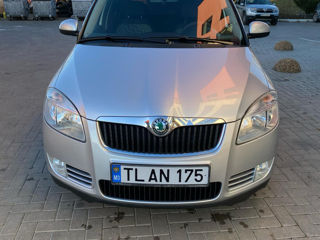 Skoda Fabia foto 2