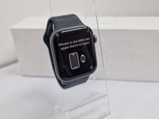 Apple Watch 4, 44 mm, 1790 lei