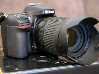 Nikon D7100 + Obiectiv Nikkor 18-105 VR + Battery Grip foto 7