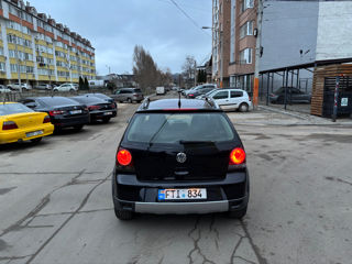 Volkswagen Polo foto 4