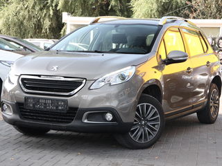 Peugeot 2008 foto 3