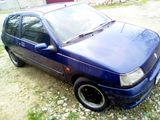 Renault Clio foto 1