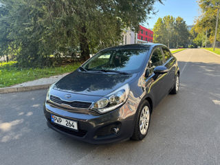 KIA Rio foto 1