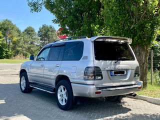 Toyota Land Cruiser foto 4