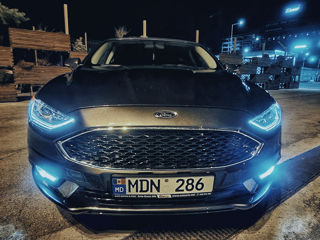 Ford Fusion foto 10