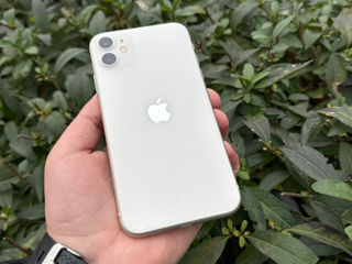 iPhone 11 64 GB foto 2