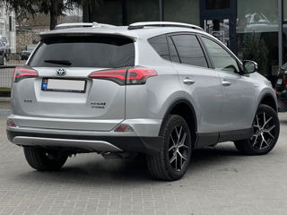 Toyota Rav 4 foto 3