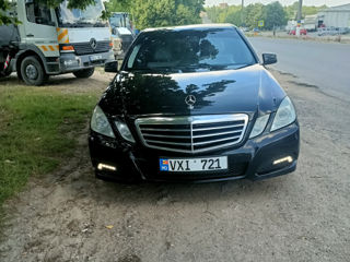 Mercedes E-Class foto 4