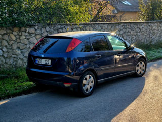 Ford Focus foto 1