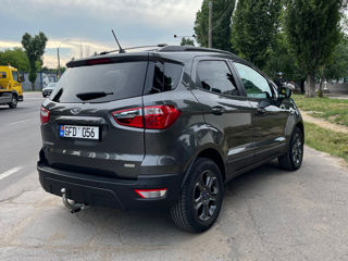 Ford EcoSport foto 3