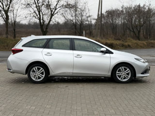 Toyota Auris foto 7