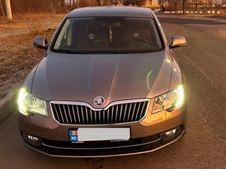 Skoda Superb foto 3