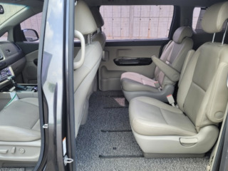 KIA Carnival foto 15