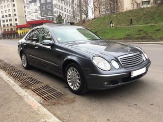 Mercedes E Class foto 3