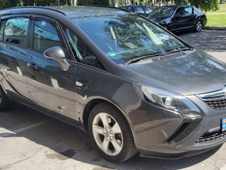 Opel Zafira foto 1