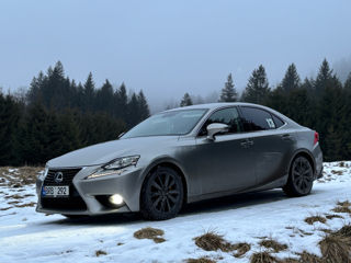 Lexus IS Series