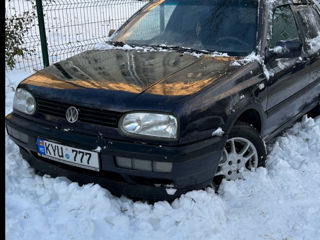 Volkswagen Golf foto 1