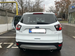 Ford Kuga foto 10