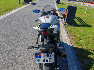 Yamaha R6 foto 5