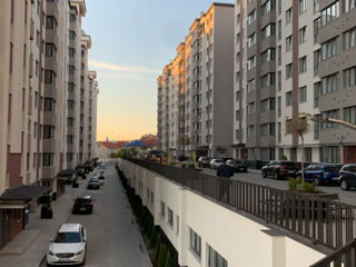 Apartament cu 2 camere, 69 m², Buiucani, Chișinău