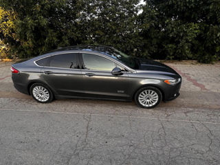 Ford Fusion foto 3