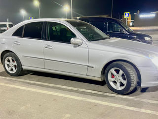 Mercedes E-Class foto 3