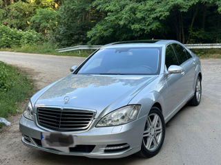 Mercedes S-Class foto 2