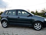 Volkswagen Polo foto 7