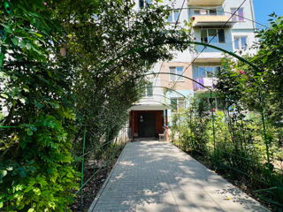 3-х комнатная квартира,  Центр,  Бельцы,  Бельцы мун. фото 0