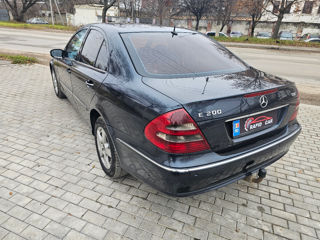 Mercedes E-Class foto 7