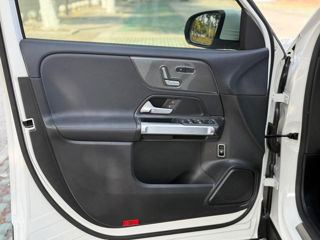 Mercedes GLB фото 18