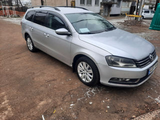 Volkswagen Passat foto 8