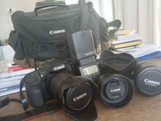 Canon EOS 7D с аксессуарами