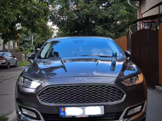 Ford Mondeo foto 2