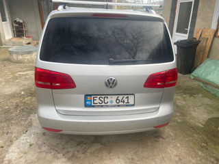 Volkswagen Touran foto 5